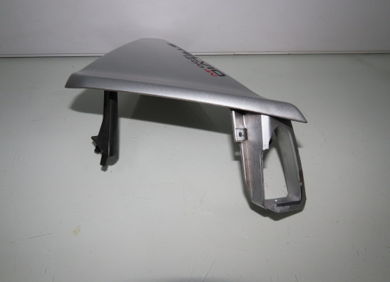 Rechter zijkuip klein Moto Guzzi Stelvio