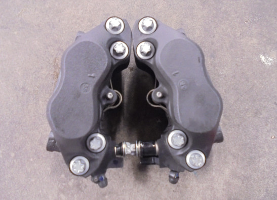 Brake calipers front Suzuki GSX 8R