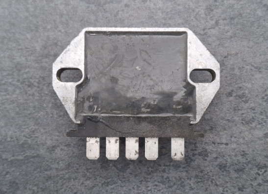 Regler Gleichrichter Suzuki GS 450