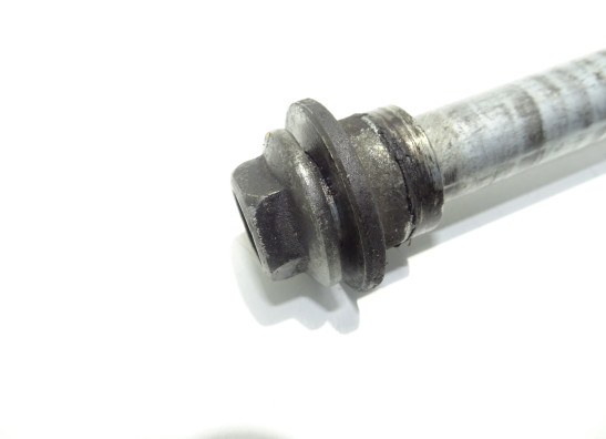 Rear axle Kawasaki Z 750