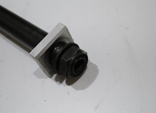 Rear axle Yamaha TDM