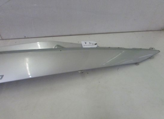 Cowl right Suzuki Burgman 400