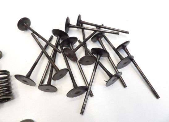 Cylinder head Kawasaki Z 1000