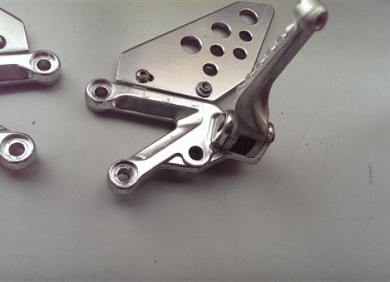 Fussraste links Aprilia RSV 1000