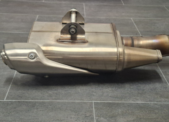 Uitlaat Kawasaki Z 650