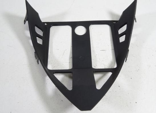 Cowl V shape under Aprilia RSV 1000