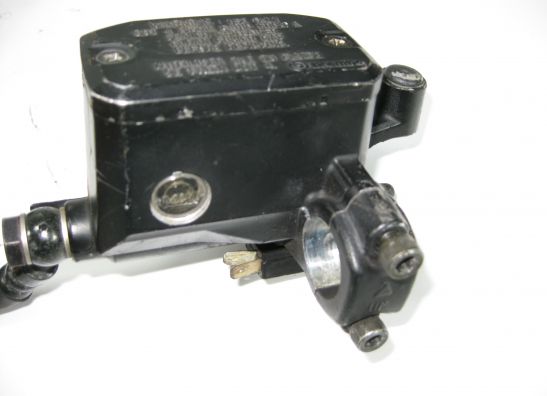 Bremszylinder vorne Honda Deauville 650 - 700