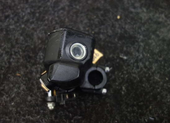 Bremszylinder vorne Honda VFR 1200