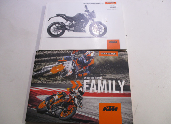 Fahrerhandbuch KTM 125 Duke