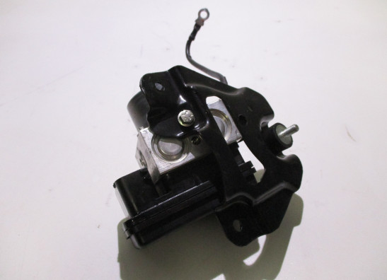 ABS pomp KTM 390 Duke