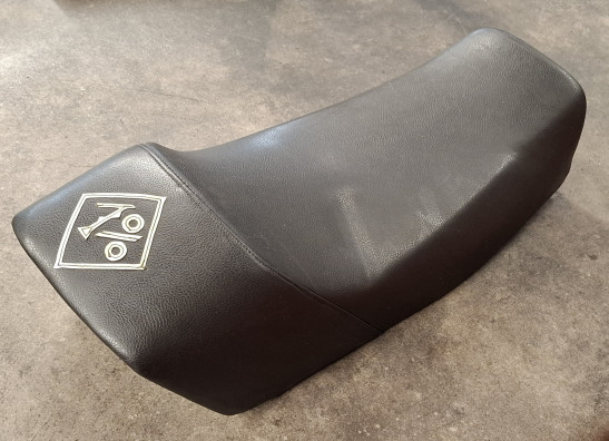 Zadel Kawasaki Z 400