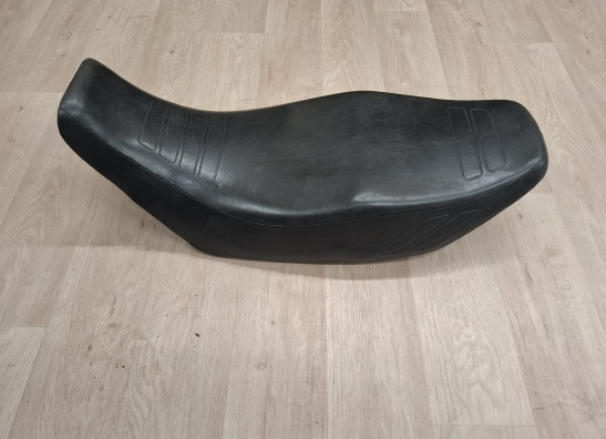 Zadel Yamaha XJ 600 F