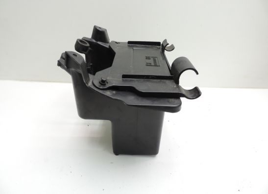 Batterie befestigung Suzuki M 1800 Intruder