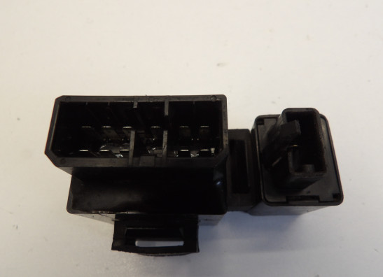 Relais Yamaha FZR 600