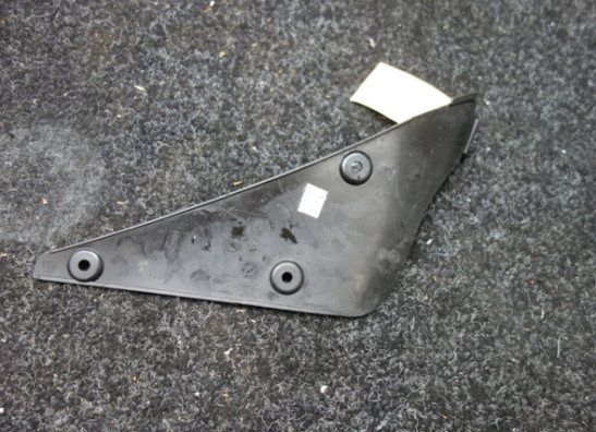 Cowl left inner Triumph Daytona 675 