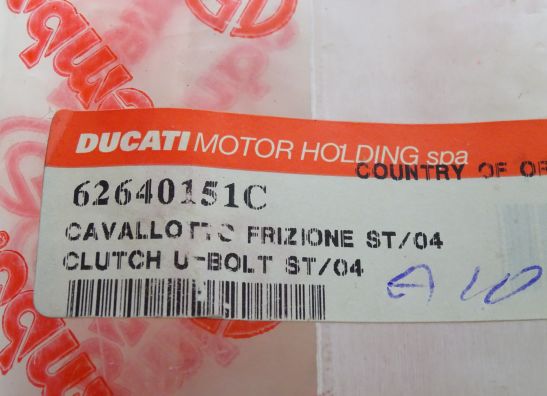 Koppelingspomp Ducati ST4