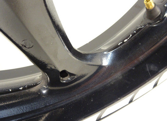 Front Wheel Suzuki GSR 600