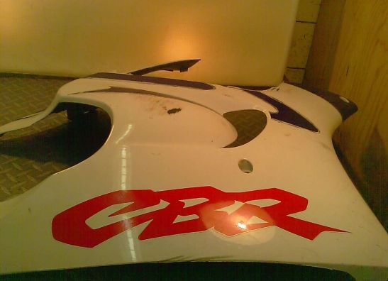 Cowl right Honda CBR 600 F