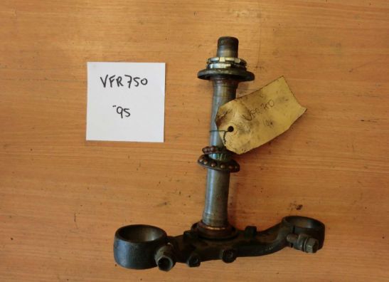 Steering stem Honda VFR 750