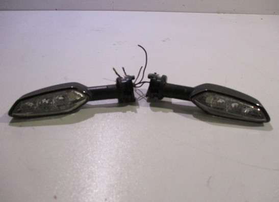 Knipperlicht Yamaha MT 10