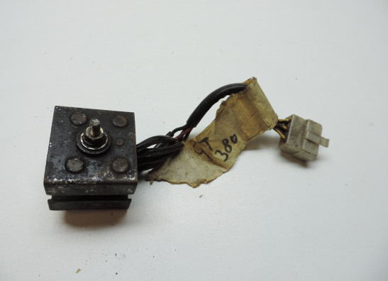 Regulator rectifier  Suzuki GT 380