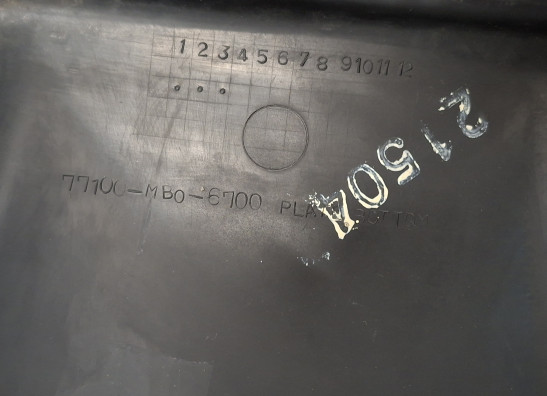 Zadel Honda VF 700  750 S Sabre