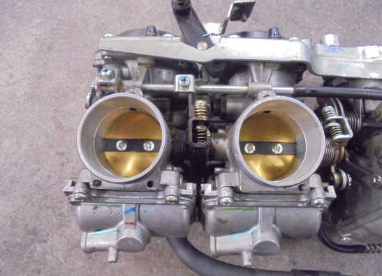 Carburetor assy Honda CBR 1000 F