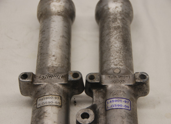 Voorpoot buiten Harley Davidson Sportster