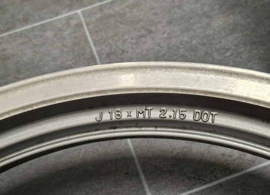 Front Wheel Yamaha XJ 900 F