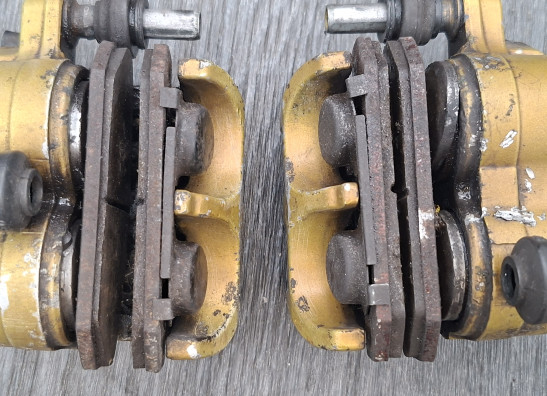 Brake calipers front Honda VFR 750