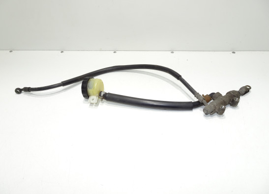 Rempomp achter Kawasaki ZR 7