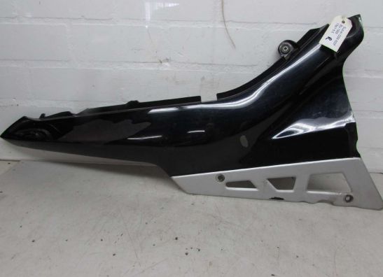 Rechter achterkant Suzuki GSX F 750