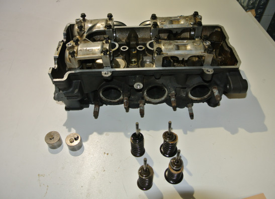 Cylinder head Yamaha MT 09