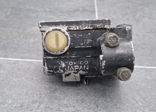 Front brake master cylinder  Kawasaki GPZ 550