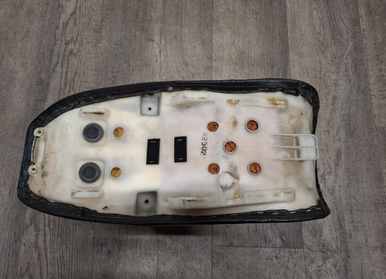 Zadel Honda VF 1000 F