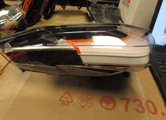 Headlight KTM 390 Duke