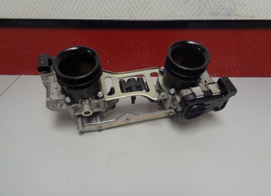 Gasklephuis Aprilia Shiver 750 2011-2012