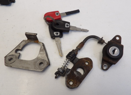 Slotenset Ducati Monster S4