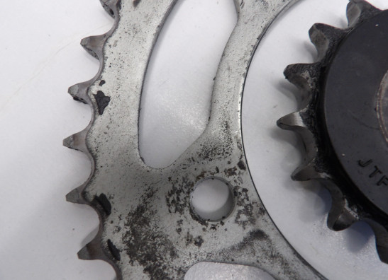 Chain and sprocket kit Honda CBR 900 RR