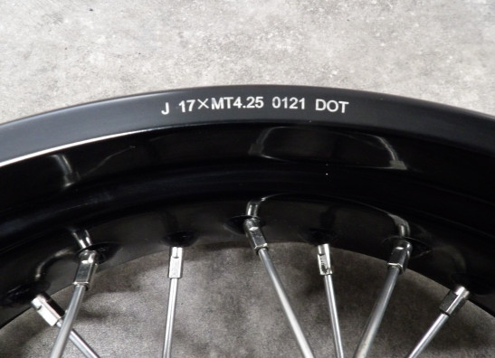 Achtervelg Benelli TRK 502 X