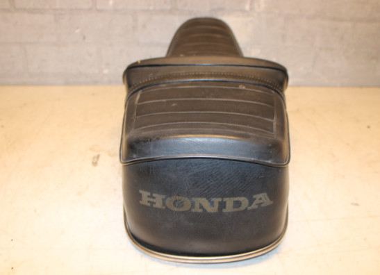 Zadel Honda CM 400 T 