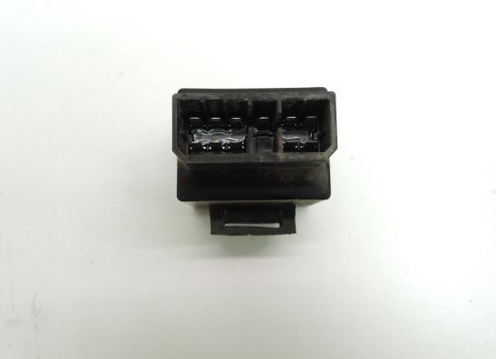 Relais Yamaha TRX 850