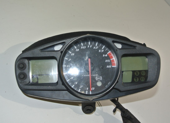 Teller Suzuki GSR 600