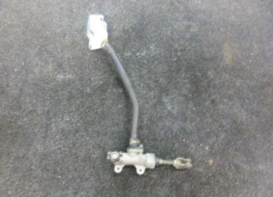 Rempomp achter Suzuki GS 500 E 1989-2001