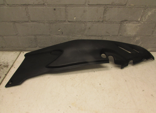 Rechter achterkant Aprilia Pegaso