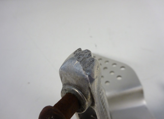 Fussrastetrager vorne rechts Yamaha YZF R1