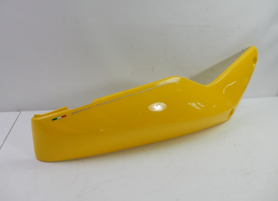 Rechter achterkant Ducati 900 SS Supersport