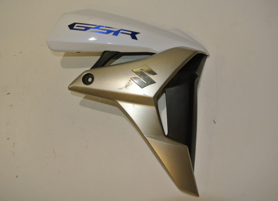 Rechter zijkuip Suzuki GSR 750