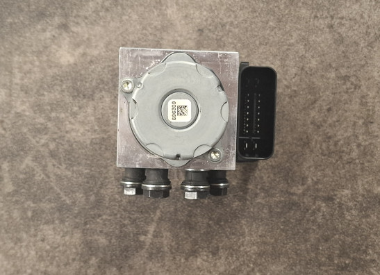 ABS pump Triumph Speed triple RS