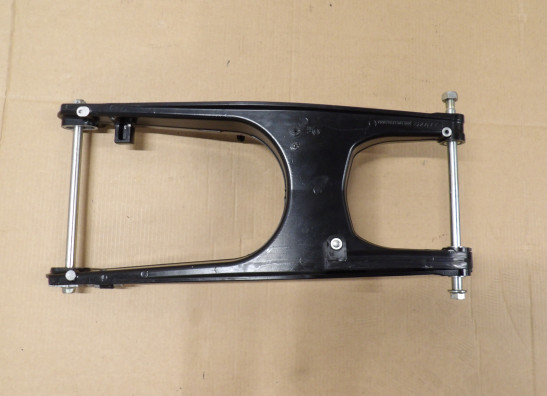 Achterbrug Husqvarna Svartpilen 125